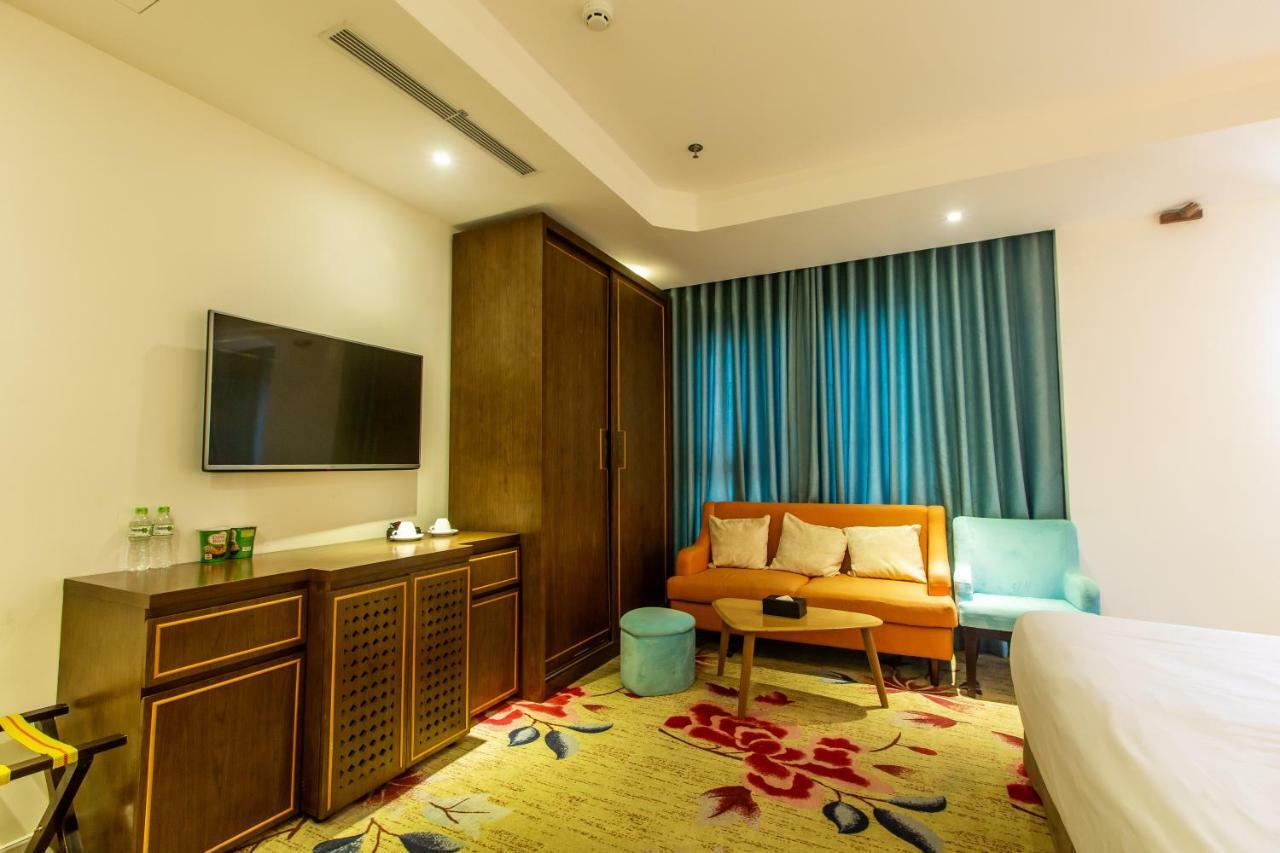 Adaline Hotel And Suite Da Nang Exteriör bild